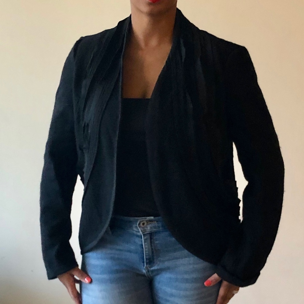 Nikki Valenti Wool Blazer Jacket Sweater Top